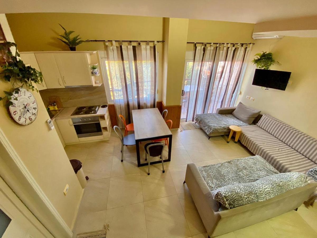 Delight Apartments Golem  Room photo